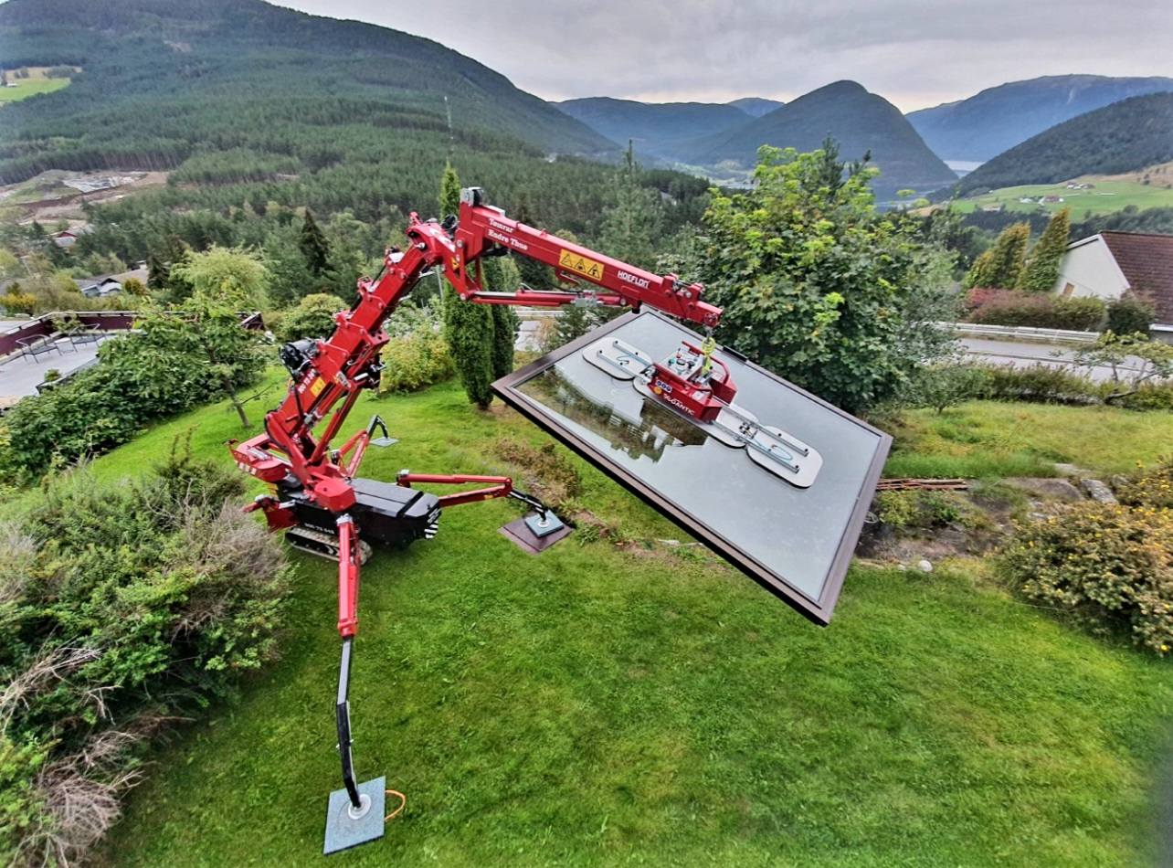 AI Crane Hire for Complex Glass Installations